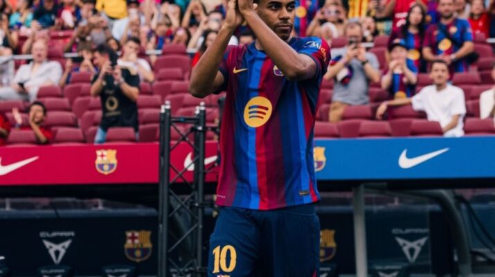 Lamine Yamal Dikabarkan Sedih, Tiga Sahabatnya di Barcelona Terancam Pergi